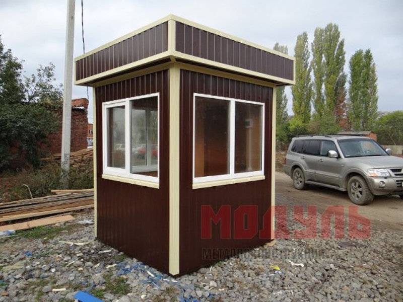Пост охраны размером 2х2х2,7 м, утепленный с окнами на три стороны (A2807)